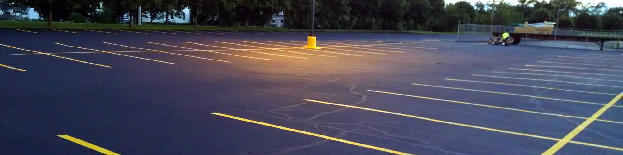 Asphalt Parking Lot Seal Coating Service Company near me